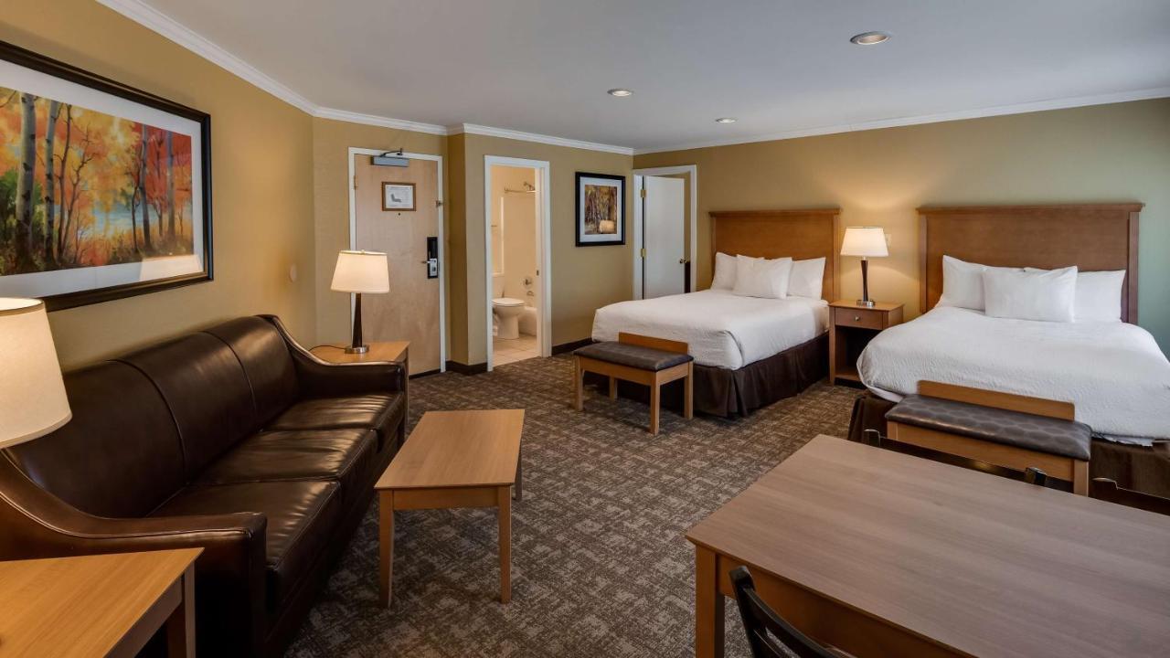 Best Western Plus Windjammer Inn & Conference Center Burlington Zewnętrze zdjęcie