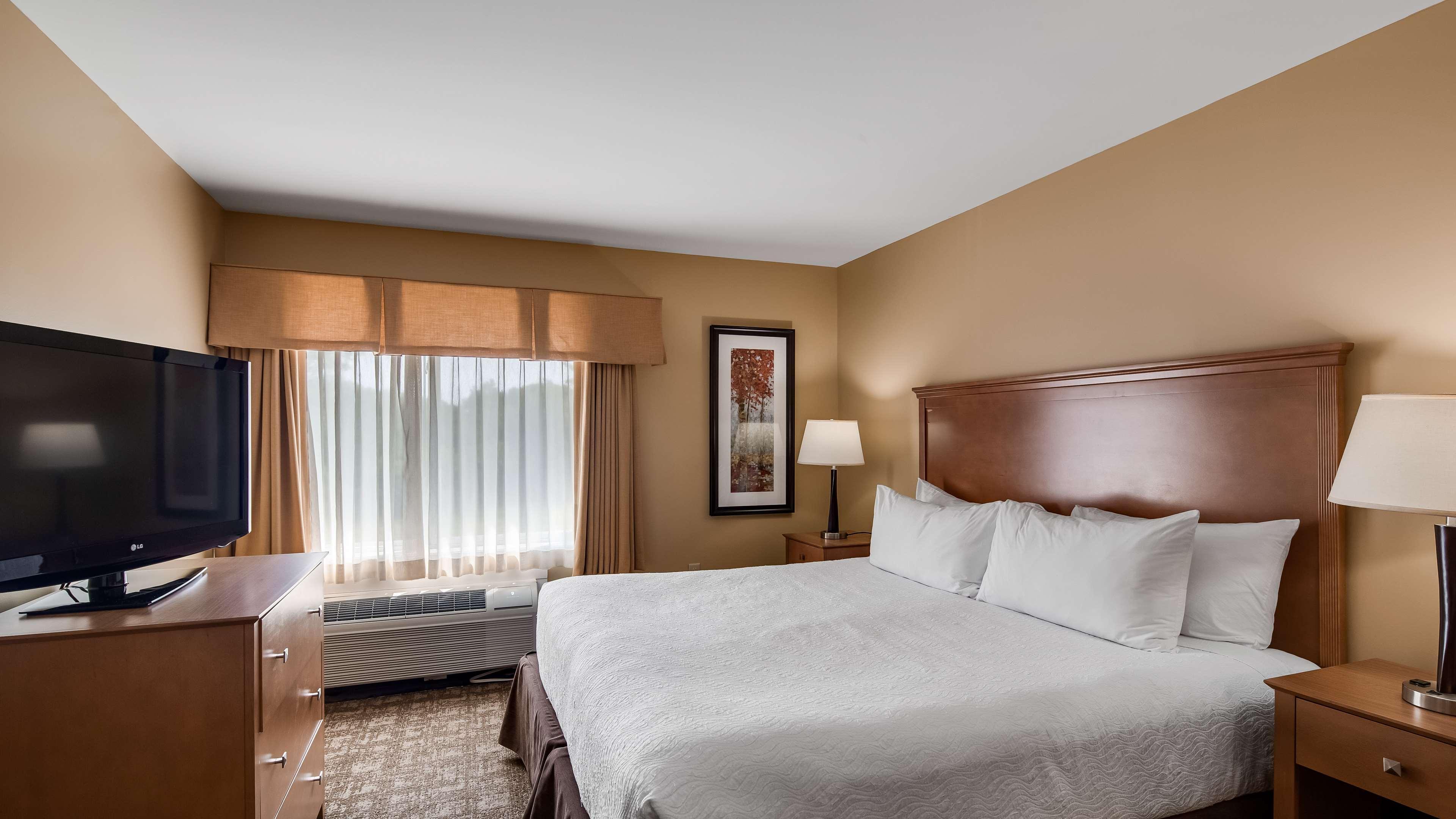 Best Western Plus Windjammer Inn & Conference Center Burlington Zewnętrze zdjęcie