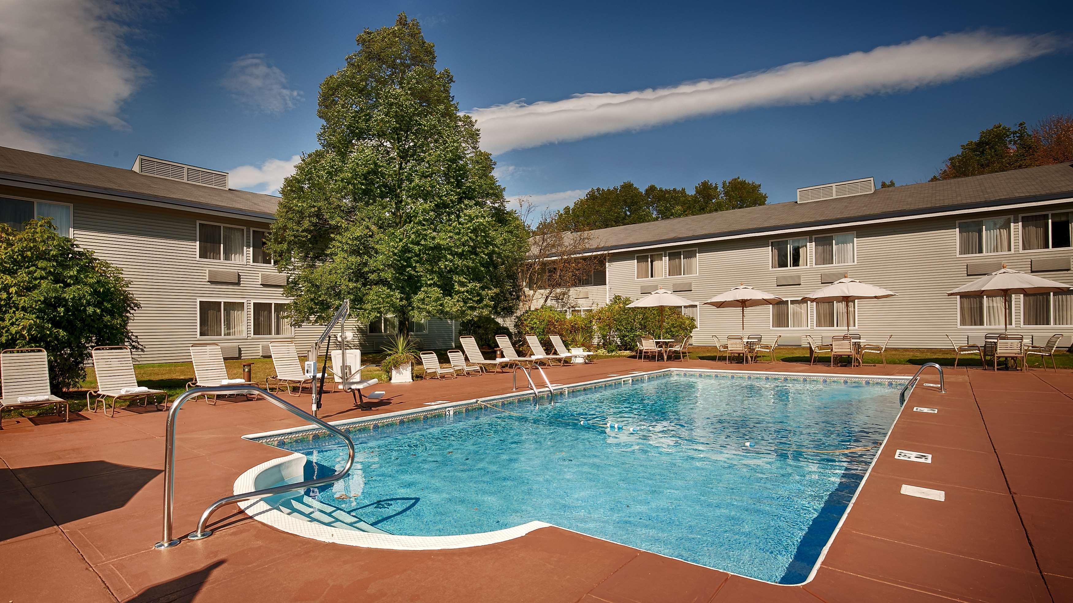 Best Western Plus Windjammer Inn & Conference Center Burlington Zewnętrze zdjęcie