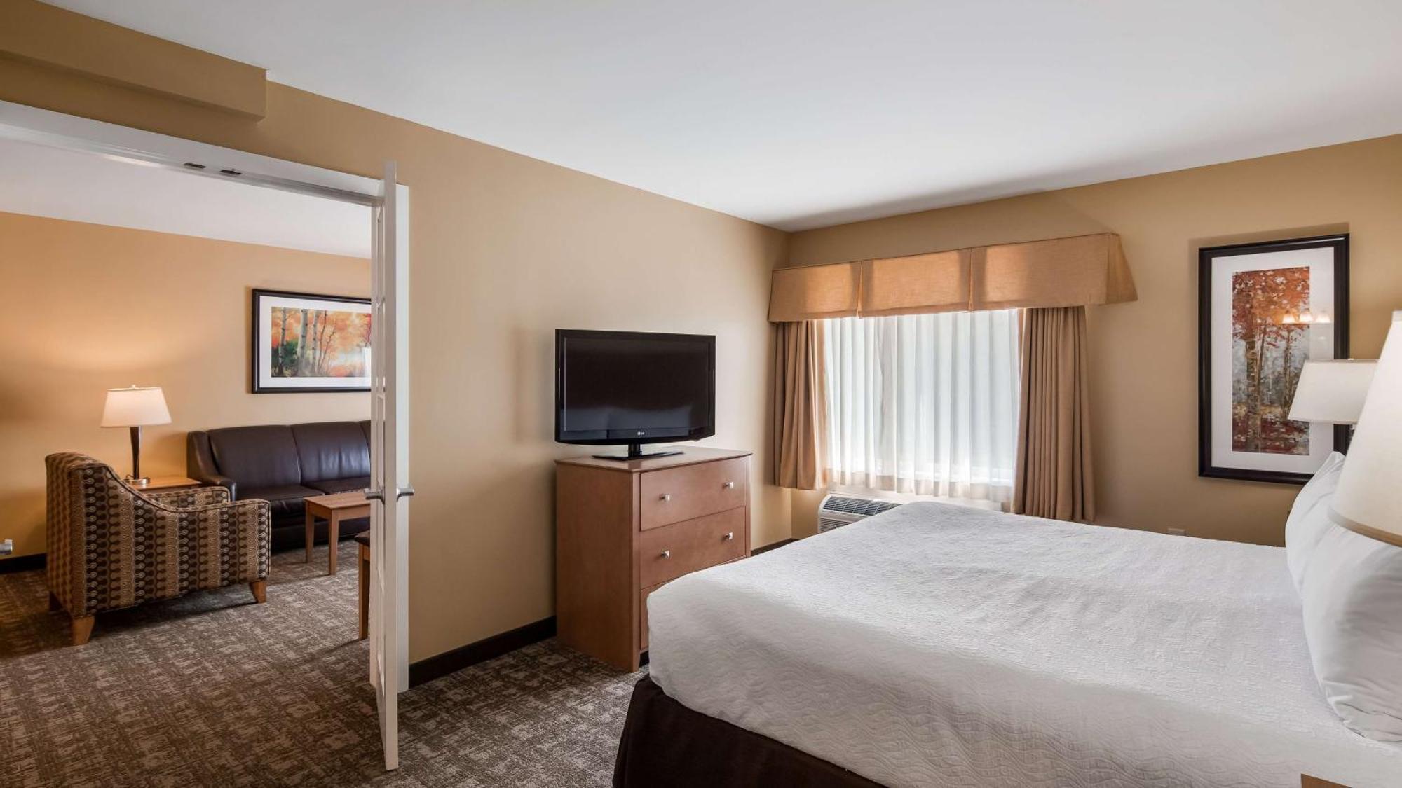 Best Western Plus Windjammer Inn & Conference Center Burlington Zewnętrze zdjęcie