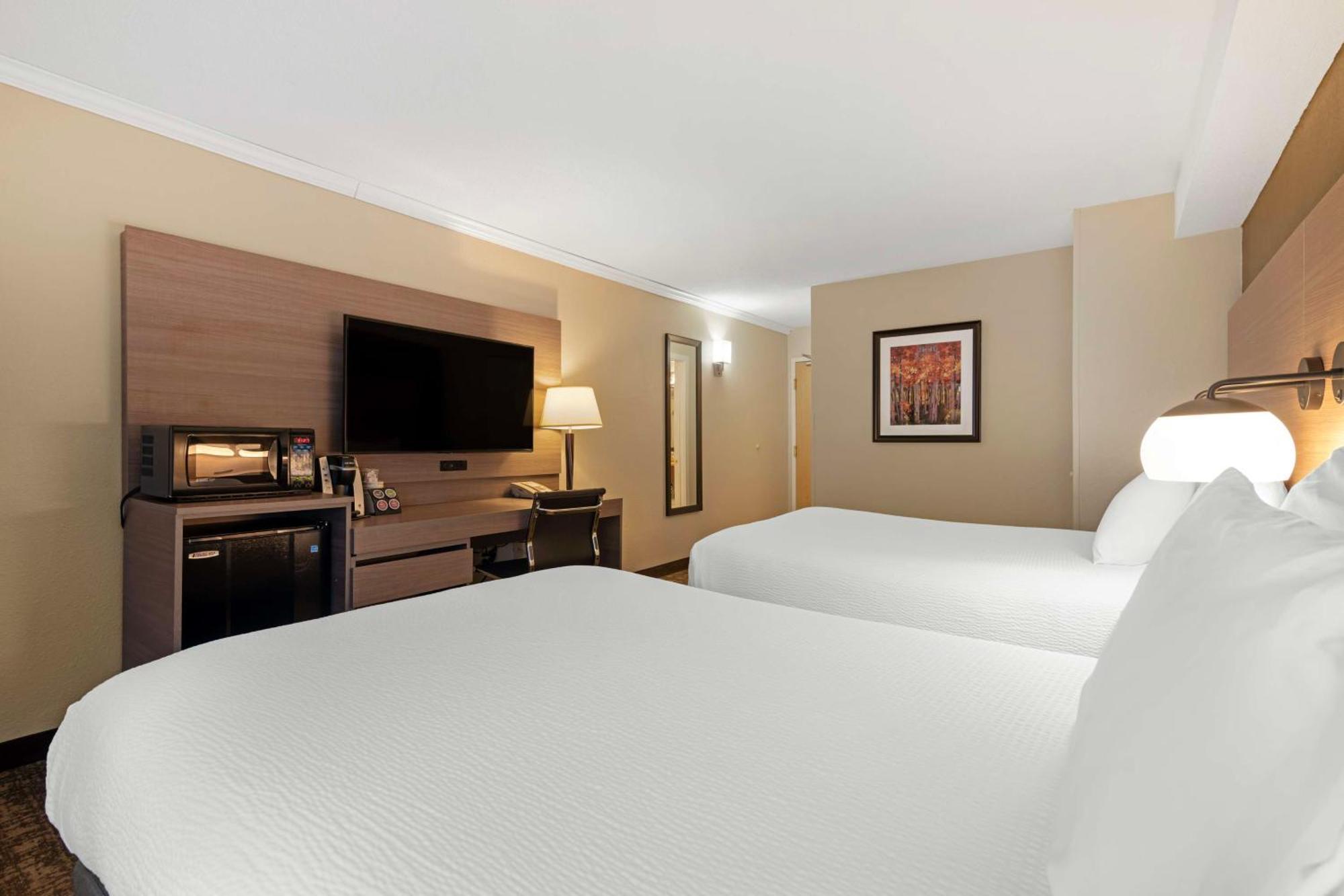 Best Western Plus Windjammer Inn & Conference Center Burlington Zewnętrze zdjęcie