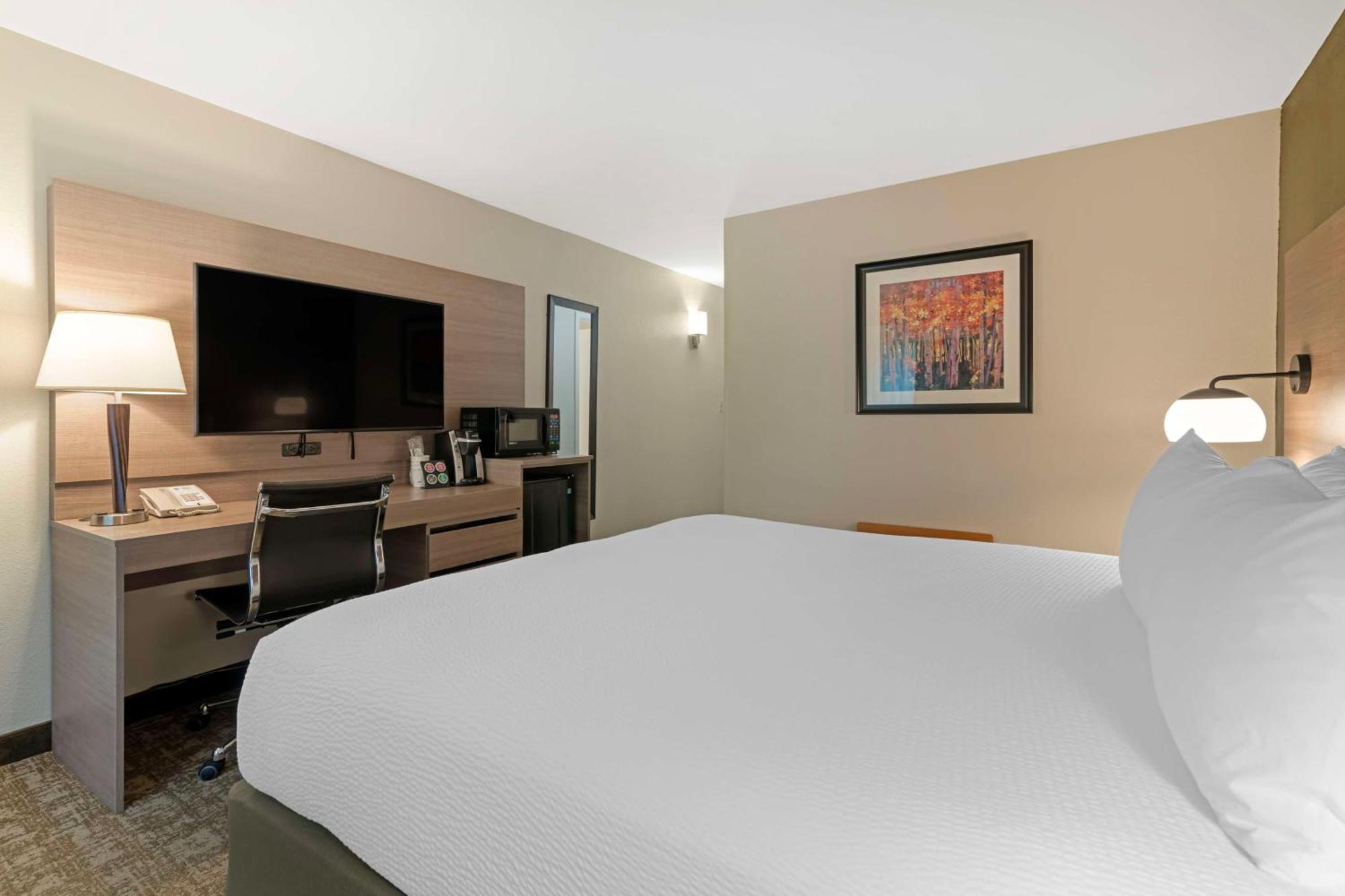 Best Western Plus Windjammer Inn & Conference Center Burlington Zewnętrze zdjęcie