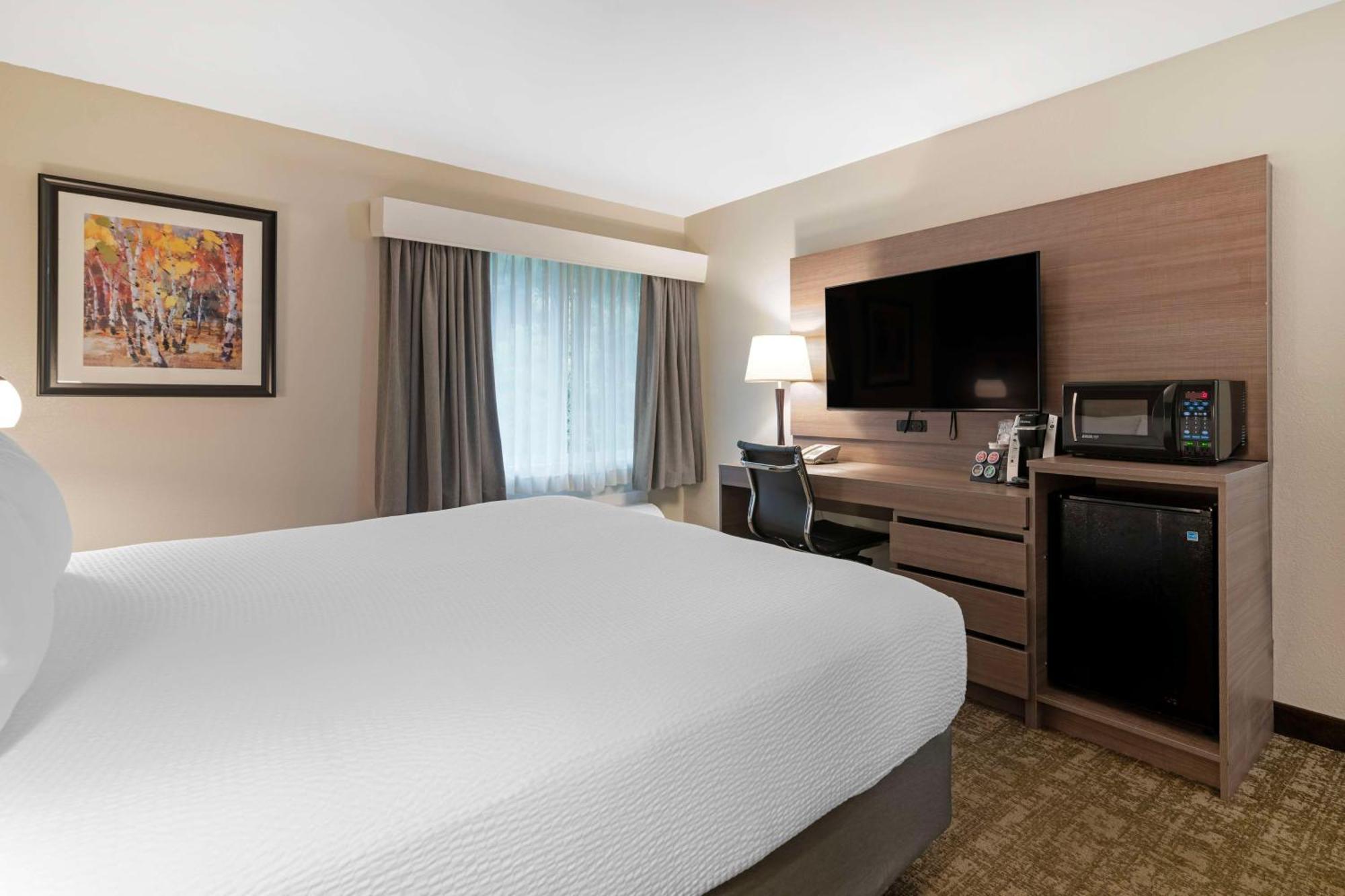 Best Western Plus Windjammer Inn & Conference Center Burlington Zewnętrze zdjęcie