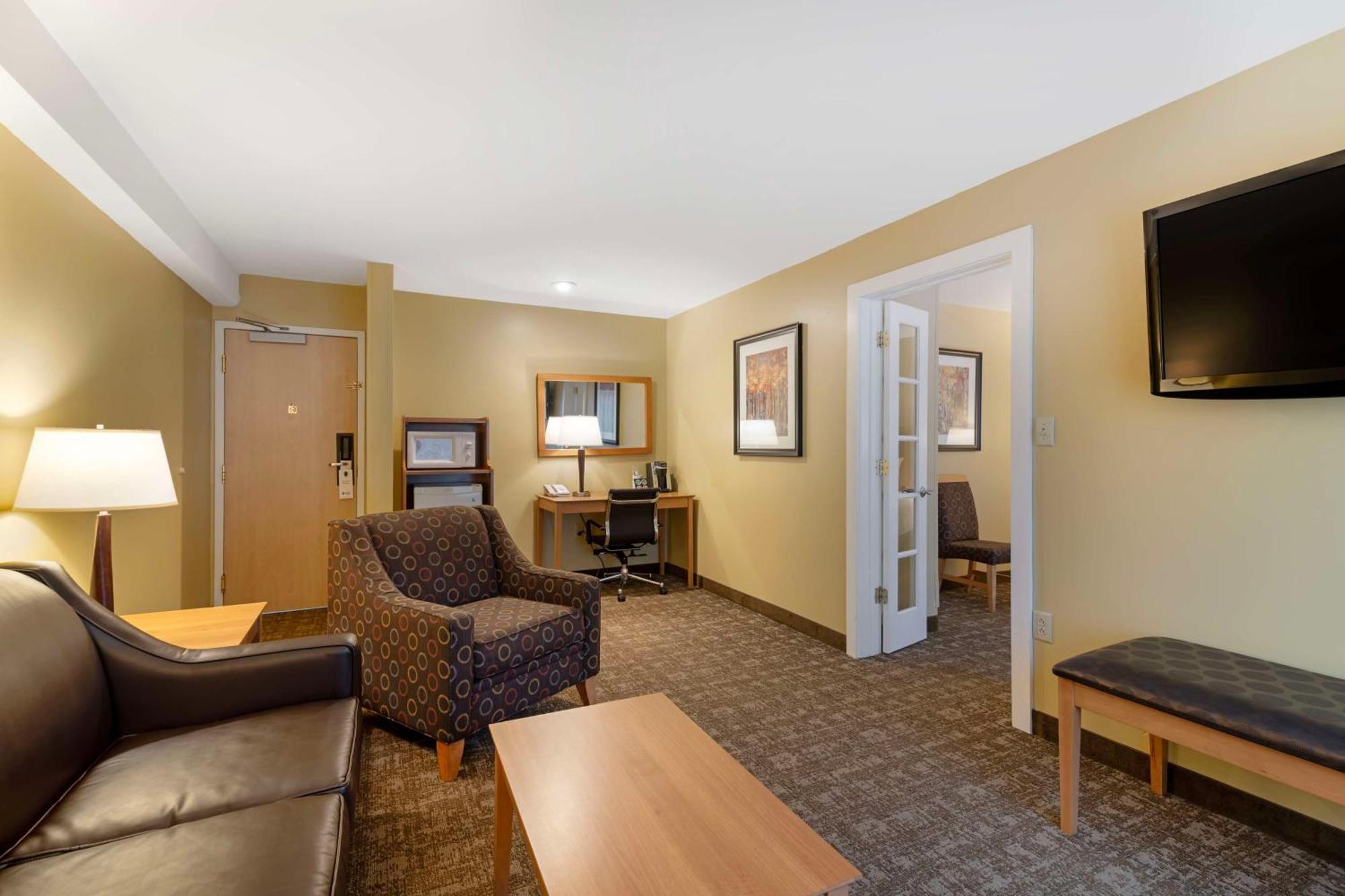 Best Western Plus Windjammer Inn & Conference Center Burlington Zewnętrze zdjęcie
