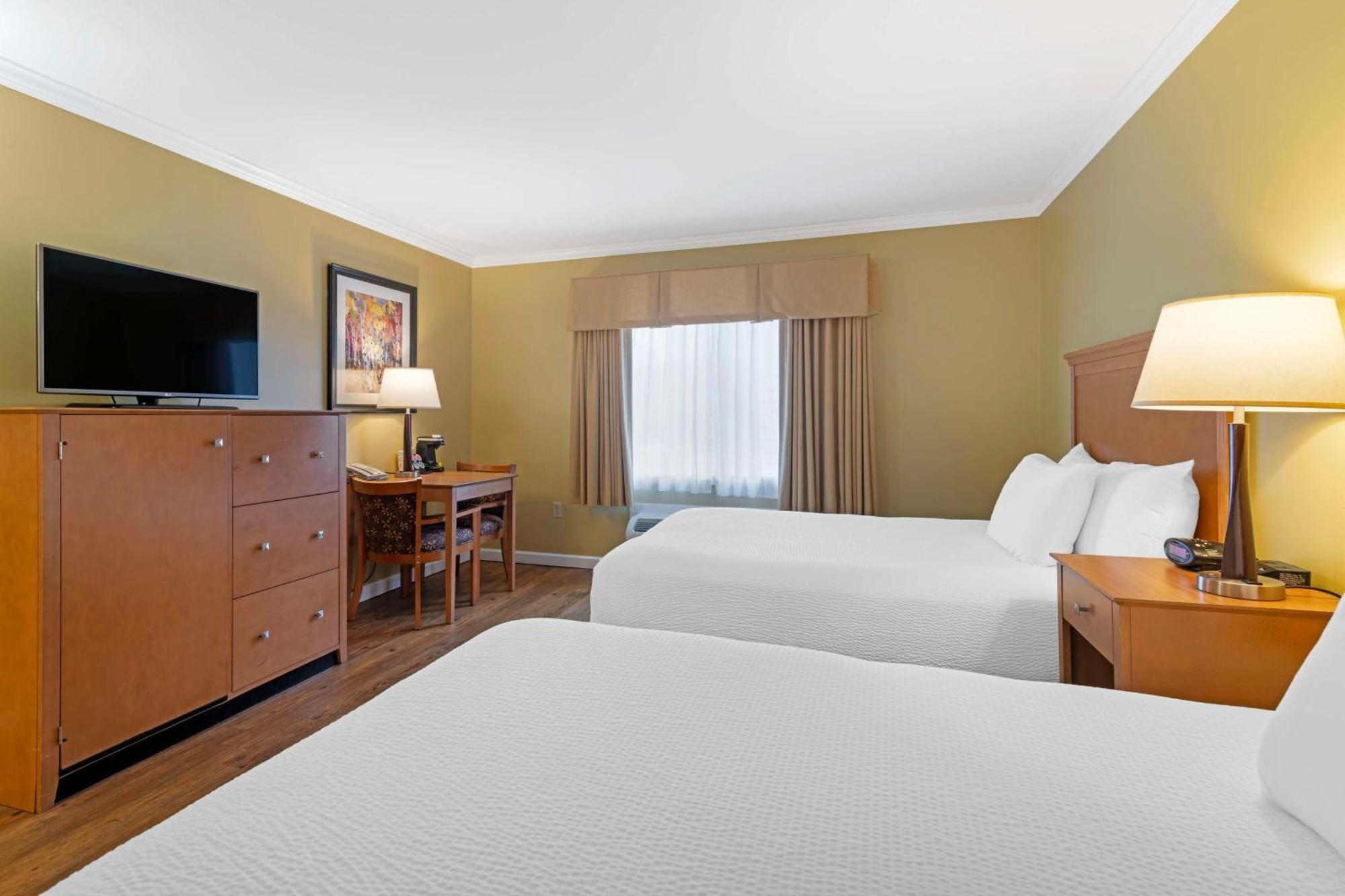 Best Western Plus Windjammer Inn & Conference Center Burlington Zewnętrze zdjęcie