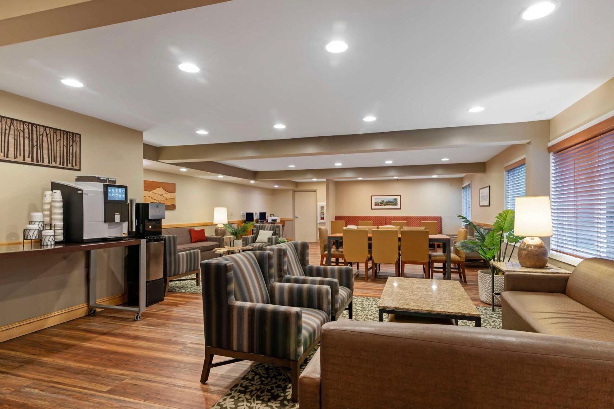 Best Western Plus Windjammer Inn & Conference Center Burlington Zewnętrze zdjęcie