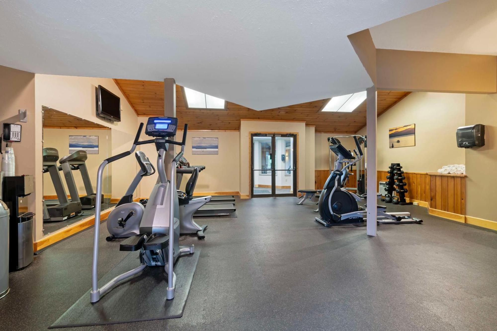 Best Western Plus Windjammer Inn & Conference Center Burlington Zewnętrze zdjęcie